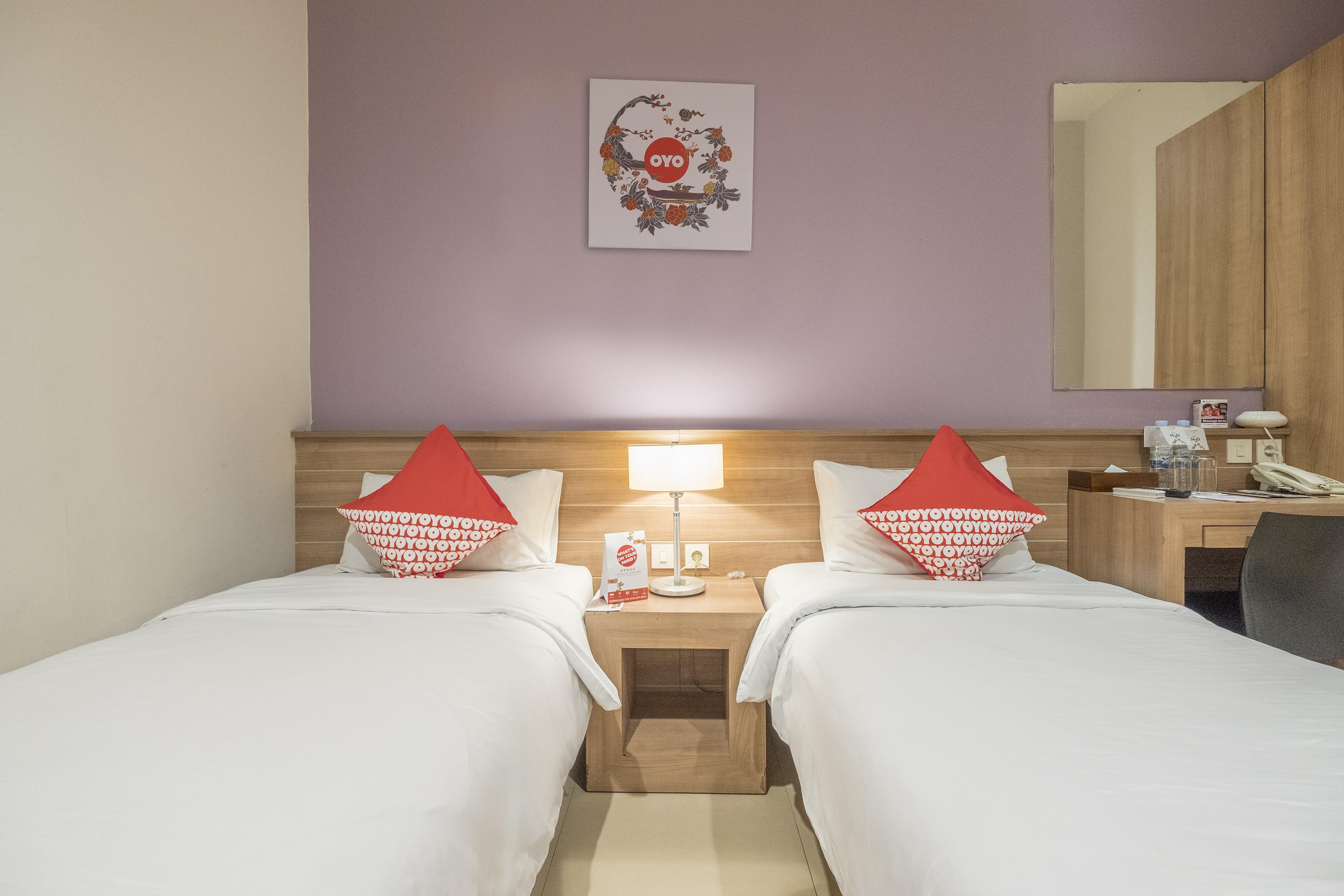 Aswin Hotel And Spa Makassar Exterior photo