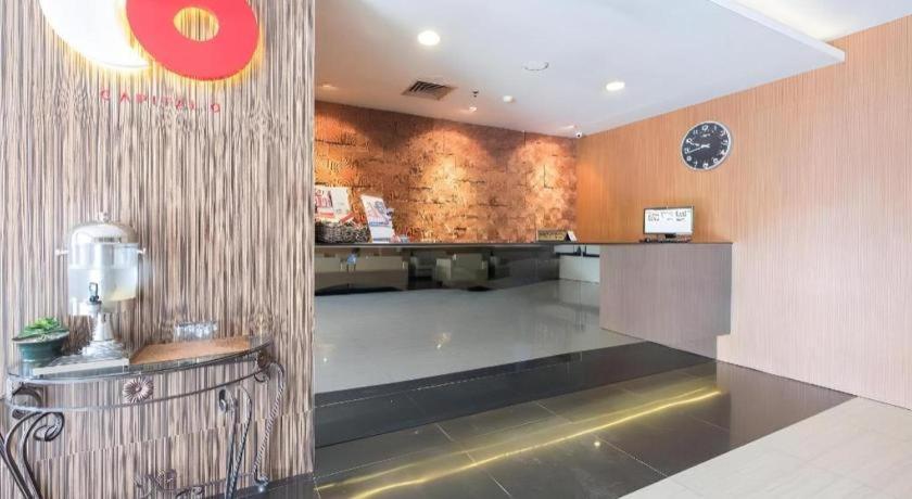 Aswin Hotel And Spa Makassar Exterior photo