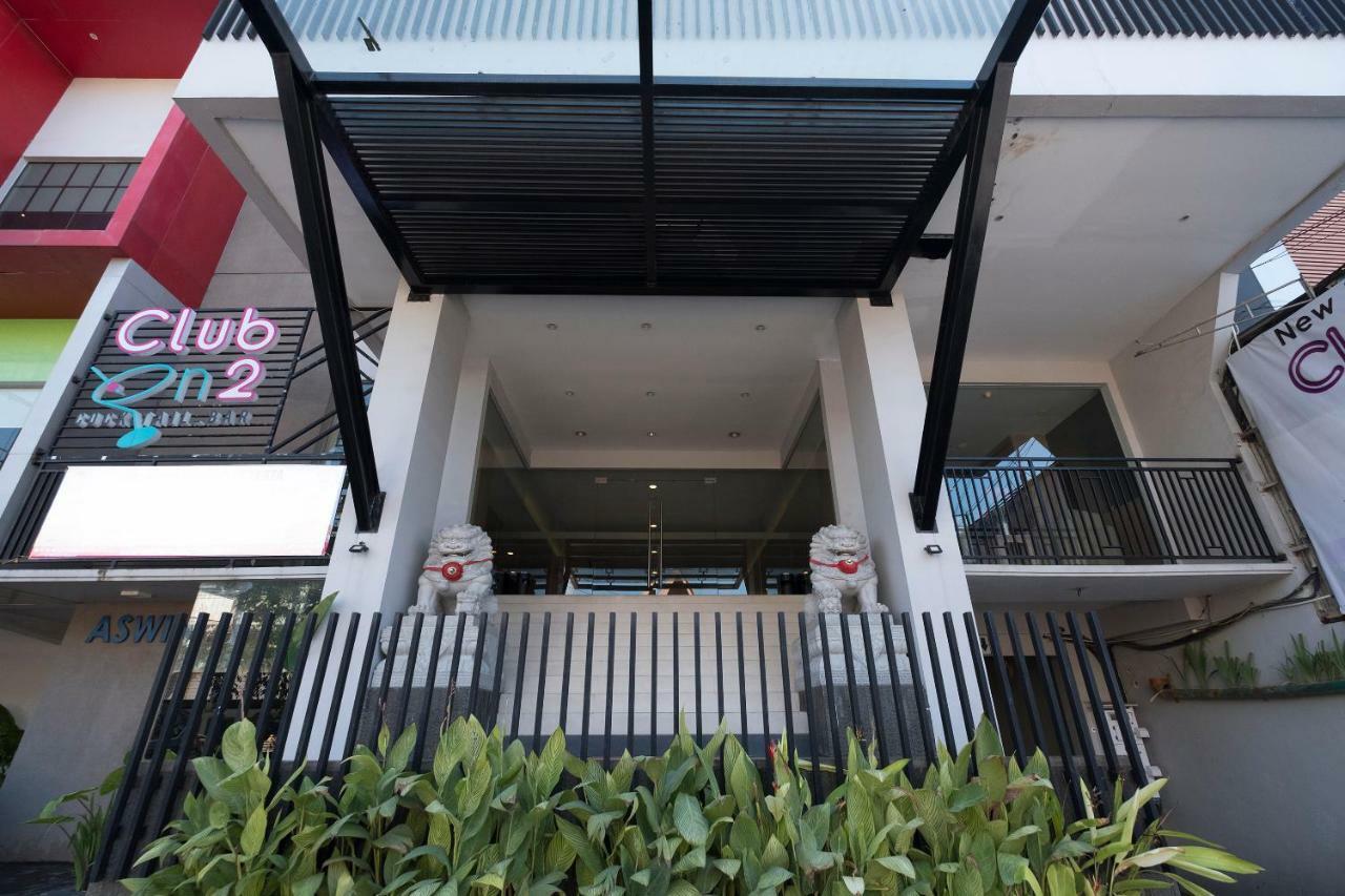 Aswin Hotel And Spa Makassar Exterior photo